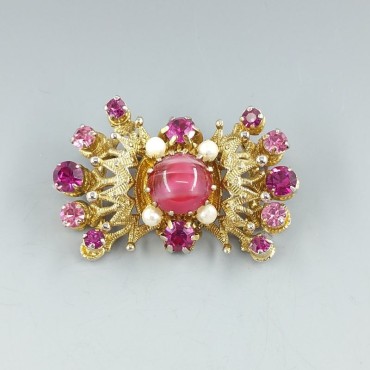 1950's crystal flower brooch